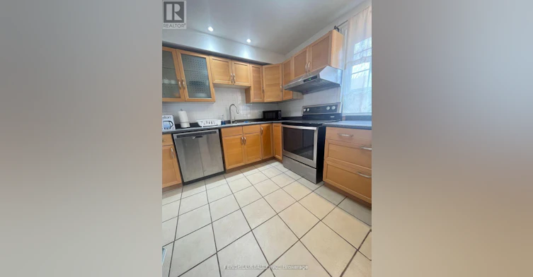 377 Taylor Mills Drive S, Richmond Hill, ON, L4C 2V1 - 8