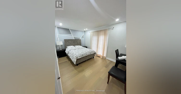 377 Taylor Mills Drive S, Richmond Hill, ON, L4C 2V1 - 12