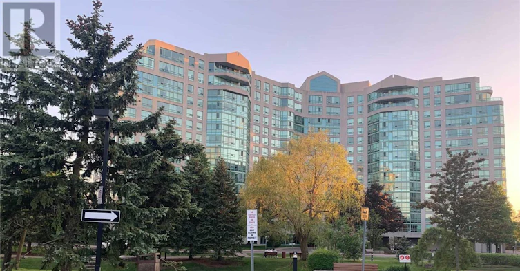 811-7805 Bayview Avenue, Markham, ON, L3T 7N1