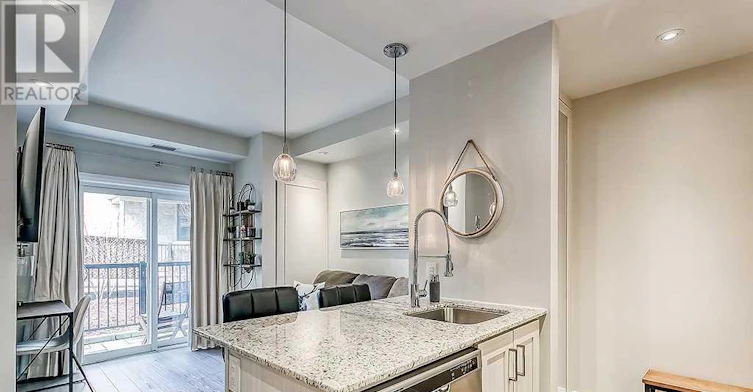 104-73 Washington Avenue, Oakville, ON, L6K 1W5 - 2