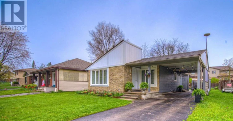 UPPER-16 Blackwell Drive, Kitchener, ON, N2N 1P5 - 2