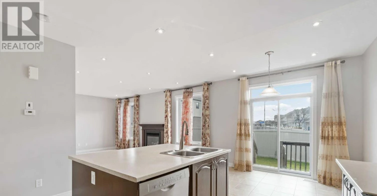 135 Piazza Circle, Ottawa, ON, K2J 5S2 - 9