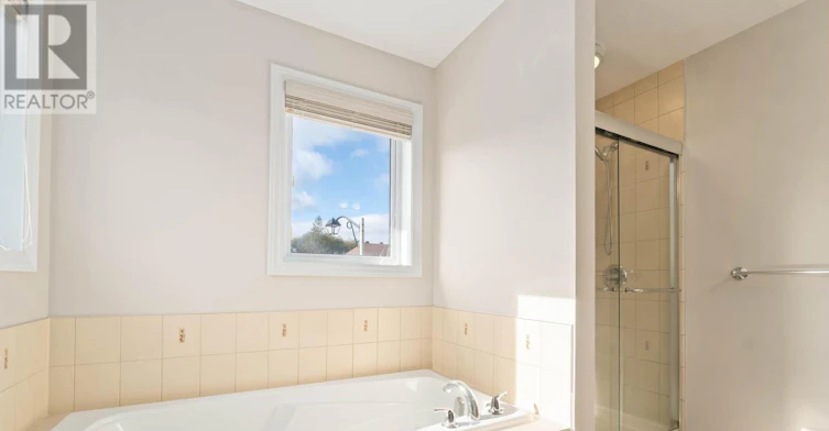 135 Piazza Circle, Ottawa, ON, K2J 5S2 - 18