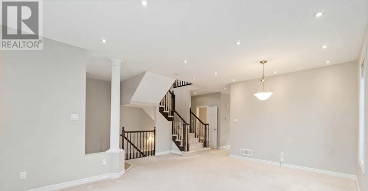 135 Piazza Circle, Ottawa, ON, K2J 5S2 - 7