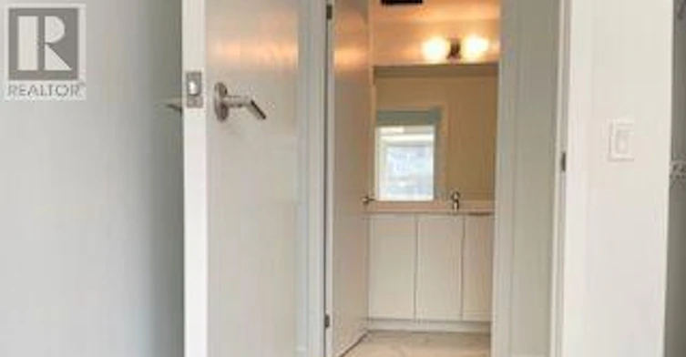 N429-7 Golden Lion Heights, Toronto, ON, M2M 0C1 - 11