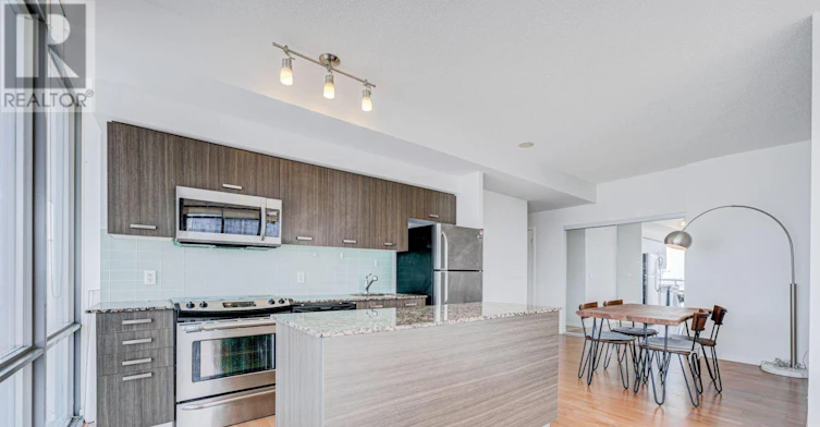 1910-832 Bay Street, Toronto, ON, M5S 1Z6 - 13