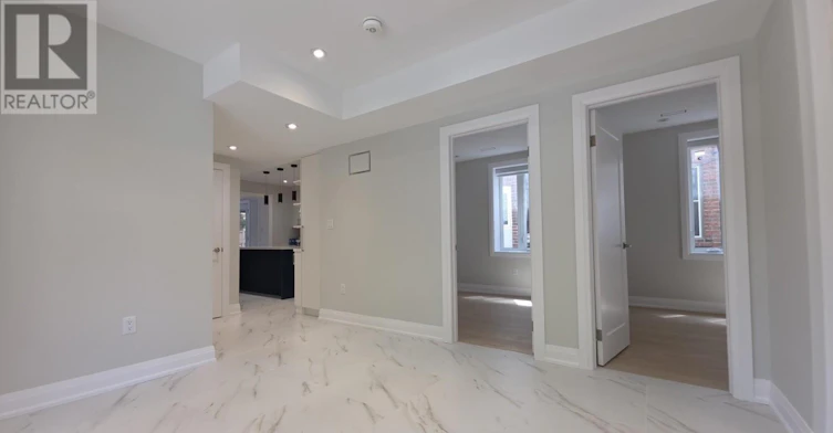 MAIN-10 Lascelles Boulevard, Toronto, ON, M4V 2B5 - 18