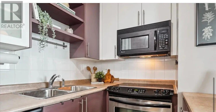 LPH3106-600 Fleet Street, Toronto, ON, M5V 1B7 - 6