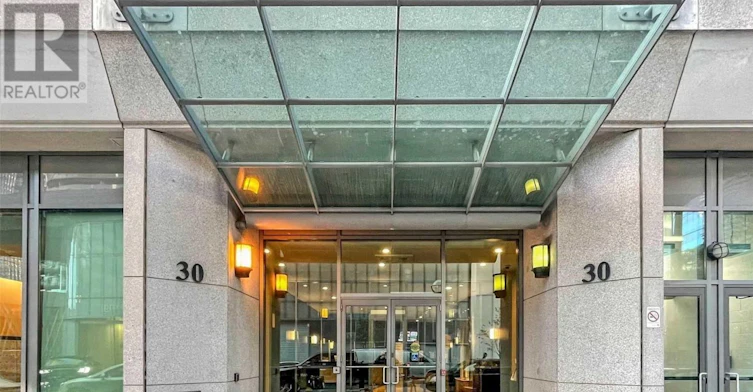 1509-30 Grand Trunk Crescent, Toronto, ON, M5J 3A4 - 2