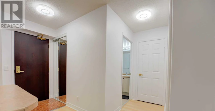 1509-30 Grand Trunk Crescent, Toronto, ON, M5J 3A4 - 7