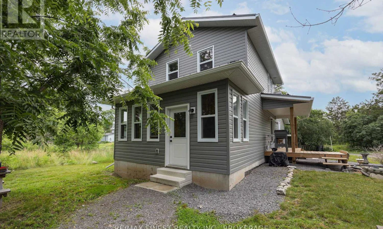 31 Ashe Crescent