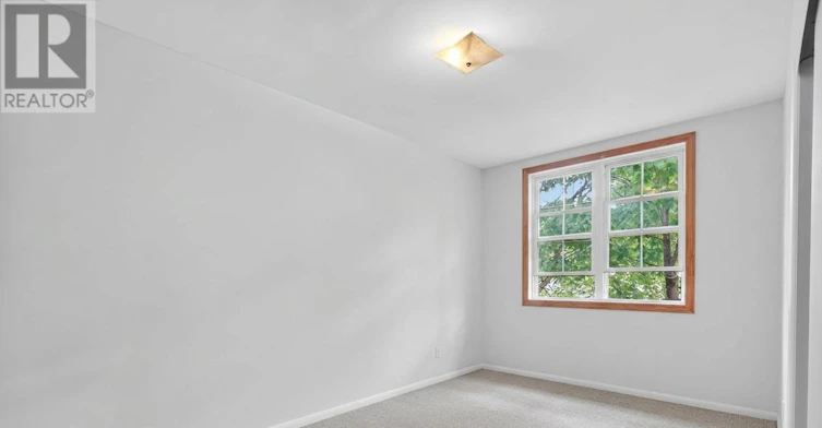 8 Westmount Drive S, Orillia, ON, L3V 6C9 - 7