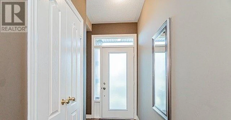 22 Market Garden Mews, Toronto, ON, M8Z 0A5 - 3