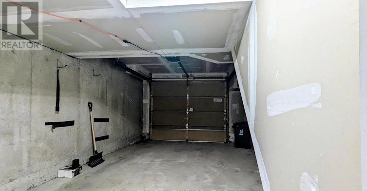22 Market Garden Mews, Toronto, ON, M8Z 0A5 - 23