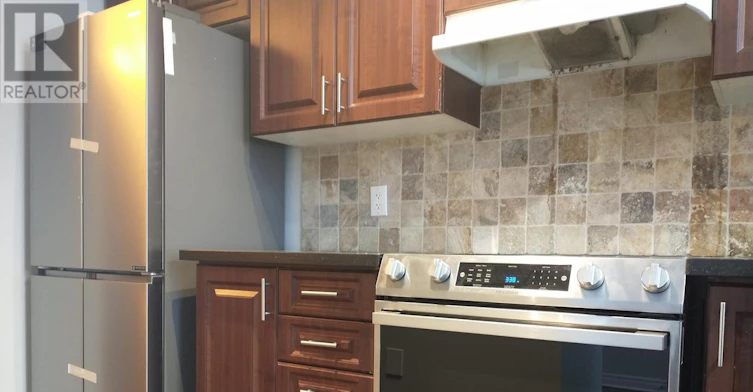 22 Market Garden Mews, Toronto, ON, M8Z 0A5 - 5