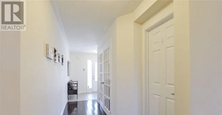 17 Polstar Road, Brampton, ON, L7A 4H1 - 4