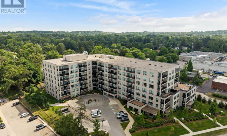 118-1200 Commissioners Road W