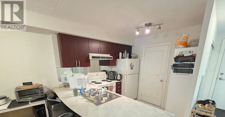 202-801 Bay Street, Toronto, ON, M5S 1Y9 - 6
