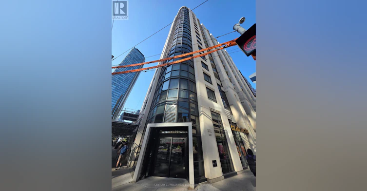 202-801 Bay Street, Toronto, ON, M5S 1Y9 - 2