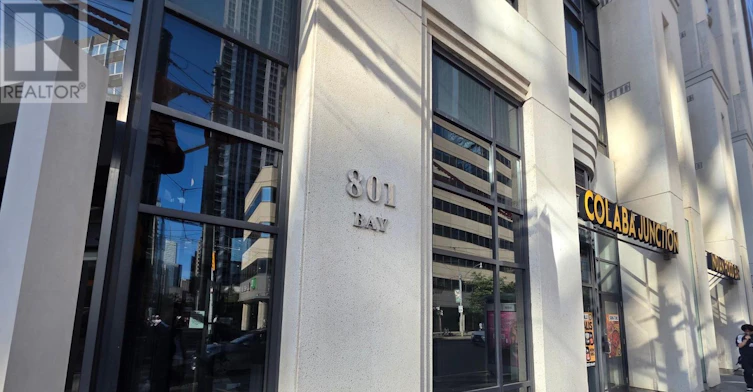 202-801 Bay Street, Toronto, ON, M5S 1Y9 - 3