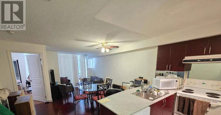 202-801 Bay Street, Toronto, ON, M5S 1Y9 - 13
