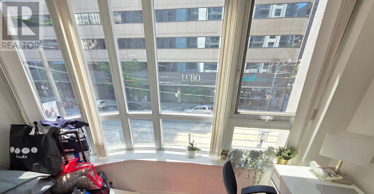 202-801 Bay Street, Toronto, ON, M5S 1Y9 - 17