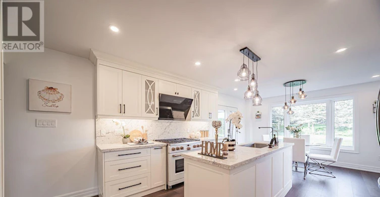 1148 Kingdale Road, Newmarket, ON, L3Y 4W1 - 12