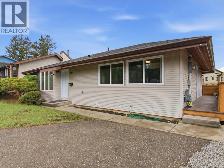 324 Whiteshield Crescent, Kamloops, BC, V2E 1G1 - 2
