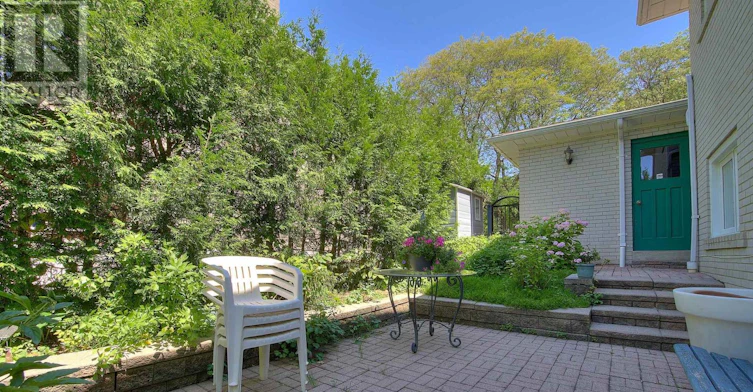 6 Bellbury Crescent, Toronto, ON, M2J 2J7 - 9