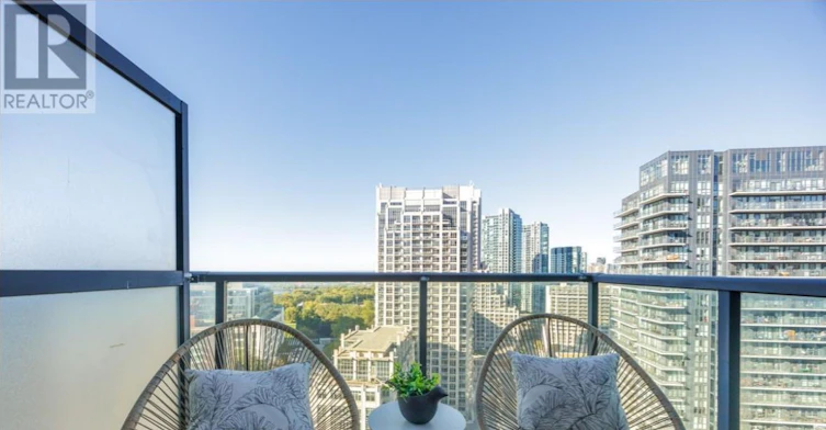 2109-600 Fleet Street, Toronto, ON, M5V 1B7 - 4