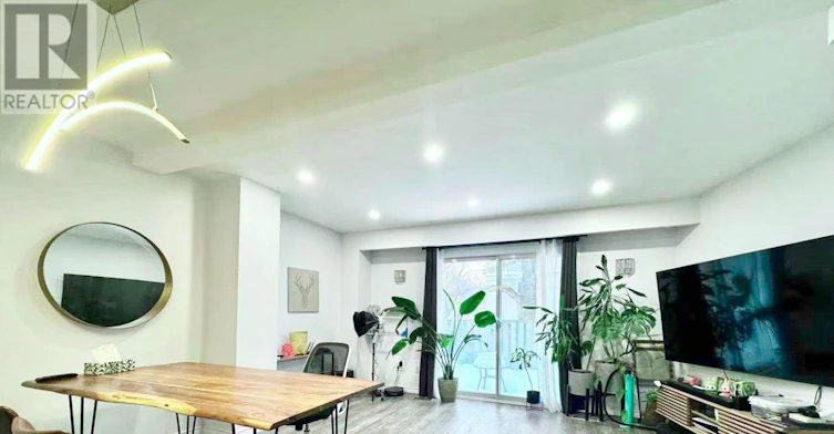 124-400 Mississauga Valley Boulevard, Mississauga, ON, L5A 3N6 - 3