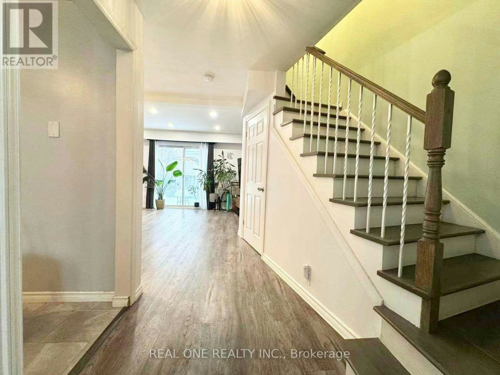 124-400 Mississauga Valley Boulevard, Mississauga, ON, L5A 3N6 - 4