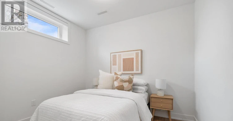 2-34 Poplar Avenue, Toronto, ON, M9B 3R4 - 17