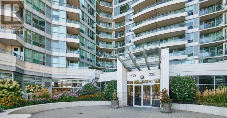 1016-230 Queens Quay W, Toronto, ON, M5J 1B5