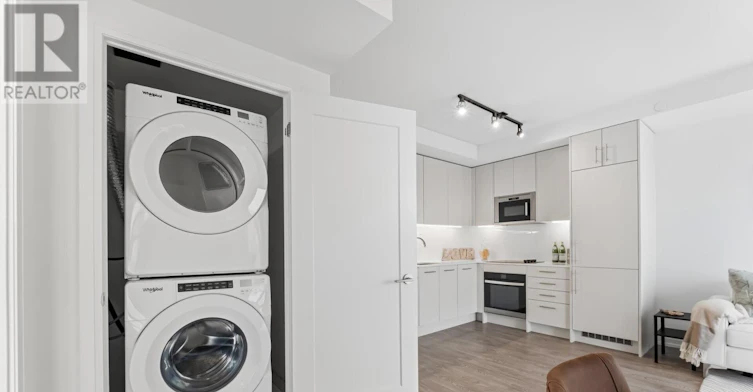 2602-286 Main Street, Toronto, ON, M4C 4X4 - 21