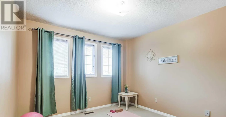 MAIN-161 Heale Avenue E, Toronto, ON, M1N 3Y2 - 24