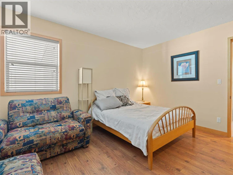 17 Mary's Emerald Bay Road, Vernon, BC, V1H 2A7 - 34