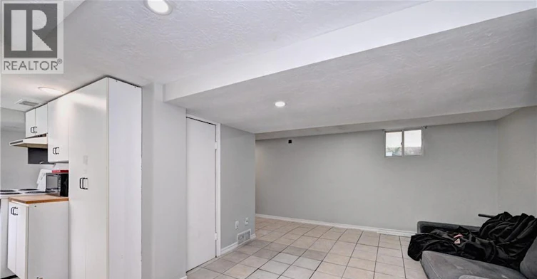 Lower-147 Courtland Avenue E, Kitchener, ON, N2G 2T9 - 6
