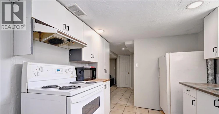Lower-147 Courtland Avenue E, Kitchener, ON, N2G 2T9 - 4