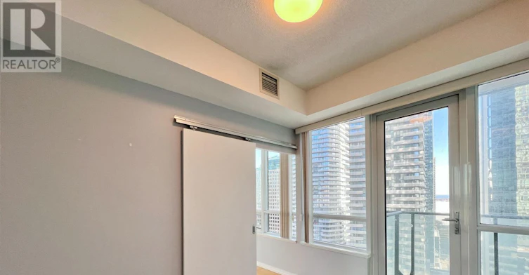 1910-65 Bremner Boulevard, Toronto, ON, M5J 0A7 - 12