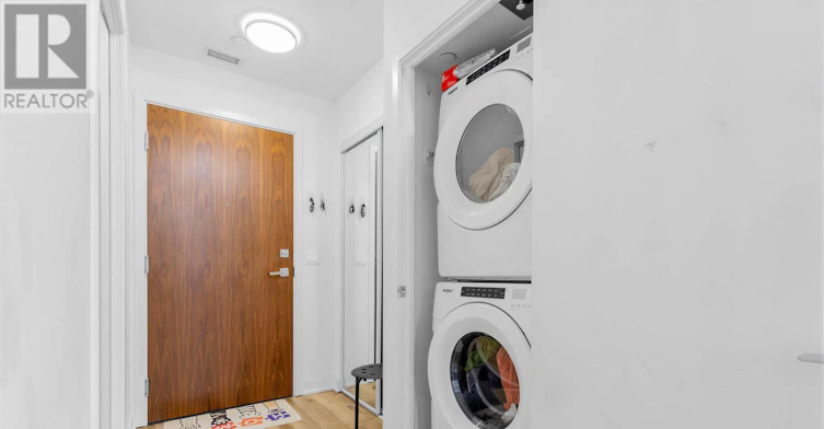 803-15 Baseball Place, Toronto, ON, M4M 0E6 - 17
