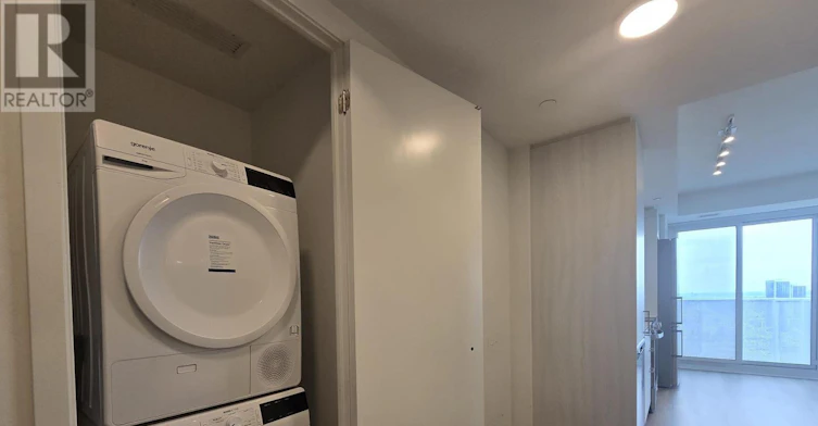 3111-195 Commerce Street, Vaughan, ON, L4K 0P9 - 11