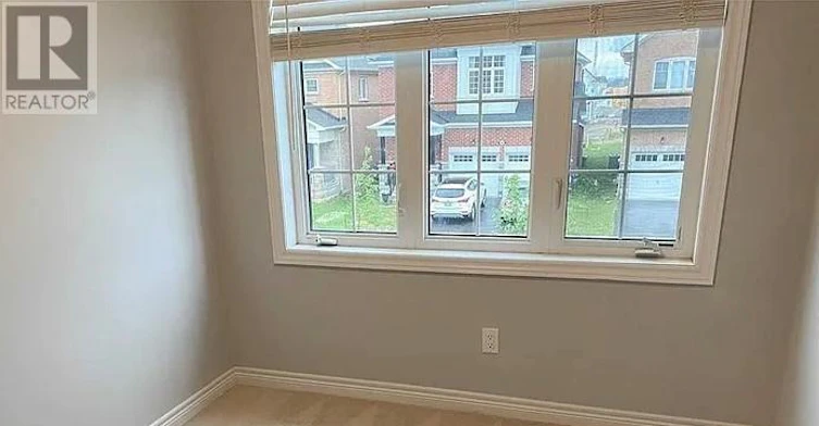 65 Sparkle Drive, Thorold, ON, L2V 0H2 - 3