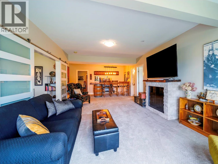 3942 Pine Valley Drive, Kelowna, BC, V1X 8E5 - 45