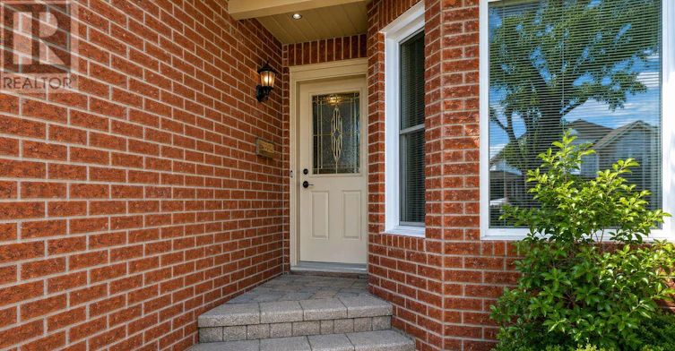 84 Newborough Crescent, Ottawa, ON, K2G 6A9 - 2