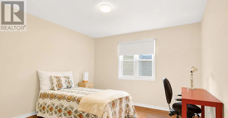 84 Newborough Crescent, Ottawa, ON, K2G 6A9 - 12