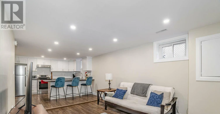 18 Prouse Drive, Brampton, ON, L6V 3A8 - 4