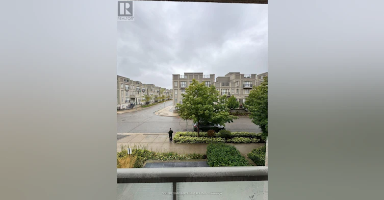 217-39 Upper Duke Crescent, Markham, ON, L6G 0B8