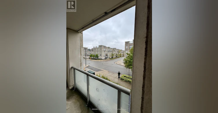 217-39 Upper Duke Crescent, Markham, ON, L6G 0B8 - 2