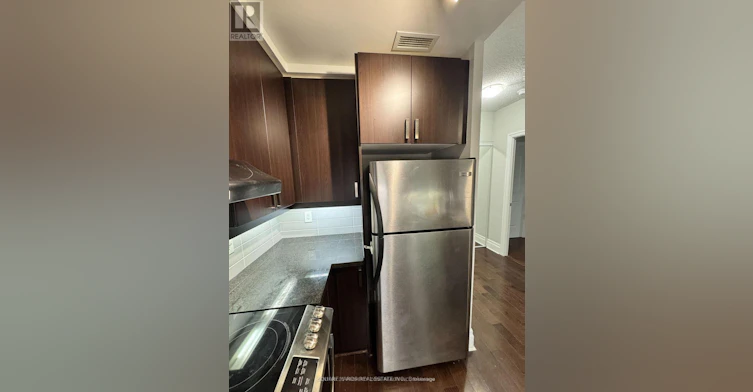 217-39 Upper Duke Crescent, Markham, ON, L6G 0B8 - 4